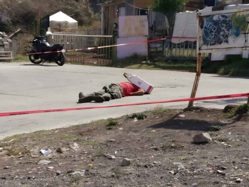 Un criador de gallos fue asesinado en Tarímbaro, Michoacán, tras una discusión con su vecino en la colonia Las Verónicas