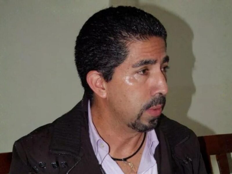 Joel Vera Terrazas presentó una denuncia penal ante la Fiscalía Regional de Zitácuaro contra el exalcalde Juan Carlos Campos por presunto desvío de recursos de 200 millones de pesos