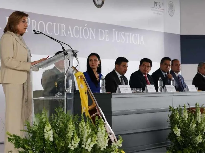 La procuradora general de la República urge a crear un frente unido contra la delincuencia organizada y proteger la economía y derechos humanos