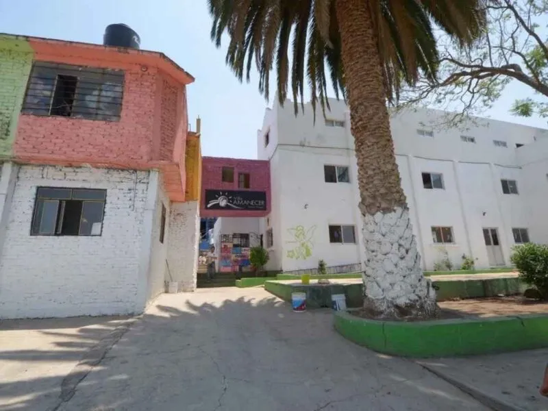 Un operativo en Tarímbaro permitió rescatar a 30 niños de la casa hogar Villa Amanecer, señalada por presunto maltrato; algunos menores ya volvieron con sus familias y otros quedaron al cuidado del DIF Michoacán