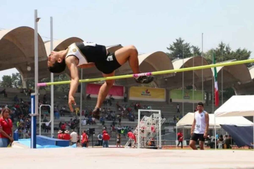 Durante la primera jornada del selectivo regional en Morelia, seis atletas michoacanos obtuvieron su clasificación a la Olimpiada Nacional 2016 en diversas pruebas de atletismo