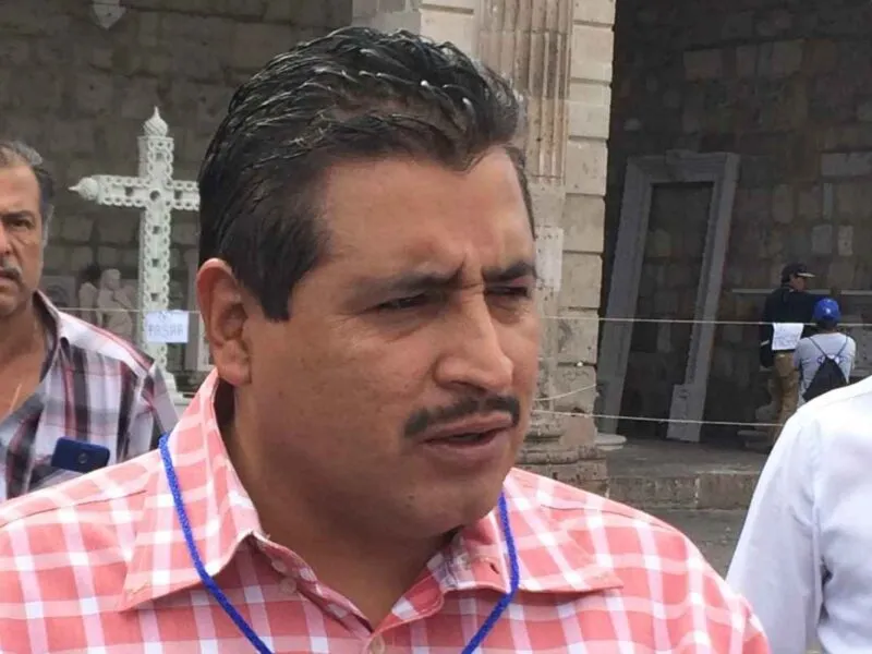 Tras una masiva marcha en Morelia, la CNTE de Michoacán, declara que "está más fuerte que nunca", y exige la reinstalación de profesores y abrogación de la reforma educativa, y anuncia nuevas acciones