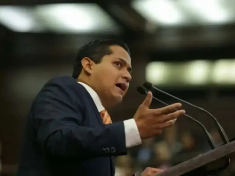 La comparecencia del ex comisionado Alfredo Castillo Cervantes por el caso de Mireles y las autodefensas está programada para el 3 de junio, anunció Daniel Moncada Sánchez