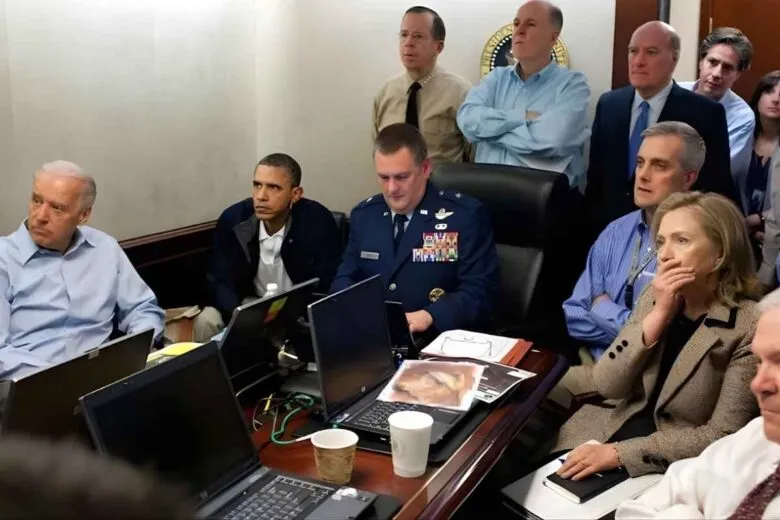 A cinco años del operativo que eliminó a Osama bin Laden, líder de al Qaeda, Barack Obama revela los secretos de aquella noche y el riesgo que asumió al ordenar el ataque en Pakistán