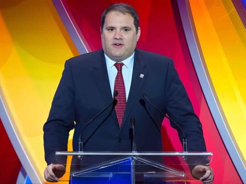 El canadiense Victor Montagliani fue electo presidente de la CONCACAF con 25 de 41 votos. Su gestión busca limpiar la imagen del organismo y fortalecer el futbol regional