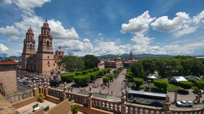 plazas de morelia-25