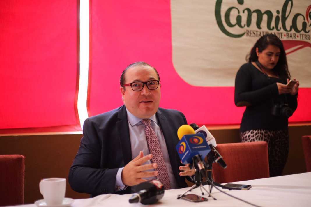 Rechaza Clovis apoyo del INE al "clan Calderón"