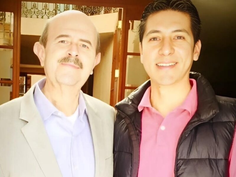 Christian Santiago Tapia, cercano al ex Gobernador de Michoacán, Fausto Vallejo Figueroa, es acusado de "aviador" en el gobierno de Silvano Aureoles Conejo y señalado como beneficiario de favores políticos y cuotas partidistas