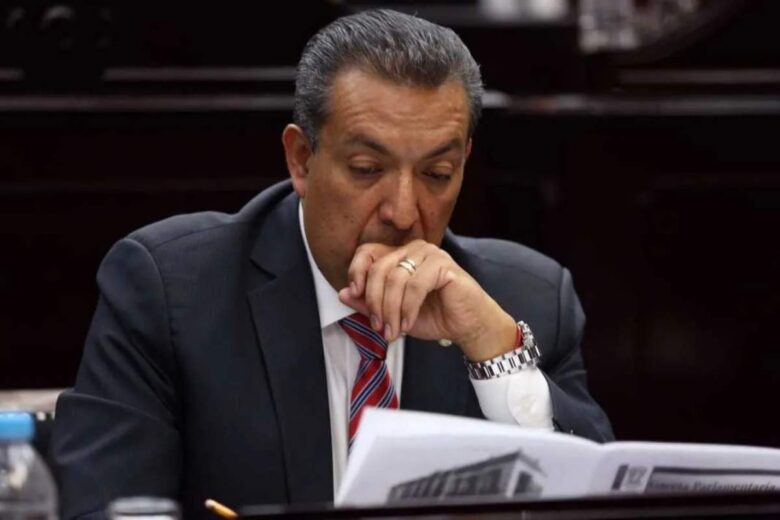 Diputados del Congreso de Michoacán afirman que el caso del exalcalde de Zitácuaro, Juan Carlos Campos será investigado sin tintes políticos, y advierten que no tolerarán la corrupción