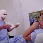 VIDEO: José Luis Perales sorprende a paciente con cáncer en hospital