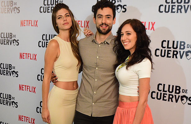 Elenco de "Club de Cuervos" presenta su última temporada