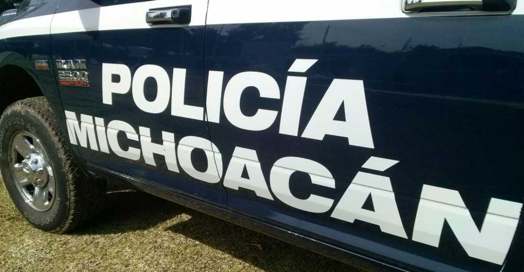 Elementos de la Policía Michoacán supuestamente habrían sometido con violencia a personas