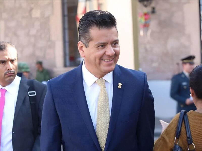 El secretario de Seguridad Publica de la entidad, Juan Bernardo Corona, reconoce que la delincuencia en Michoacán continúa activa con células de Los Viagras, El Cenizo y El Chanda disputando territorios