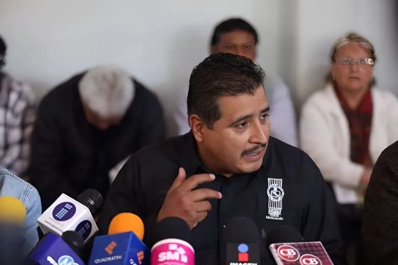 La CNTE en Michoacán denuncia que el gobierno federal infiltra manifestaciones para provocar disturbios y justificar la represión; rechazan el gasolinazo y llaman a la unidad