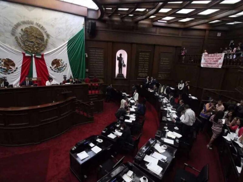 Congelará Congreso recursos extraordinarios a la UMSNH; Carlos Quintana