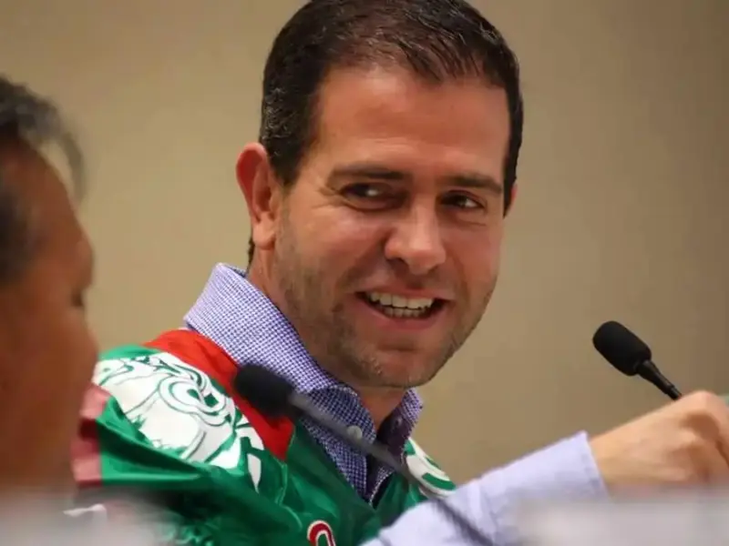 La delegada de la PGR en Michoacán, Bertha Paredes, confirmó que la investigación contra Alfredo Castillo Cervantes por presunta falsedad de declaraciones sigue activa tras un año de su inicio