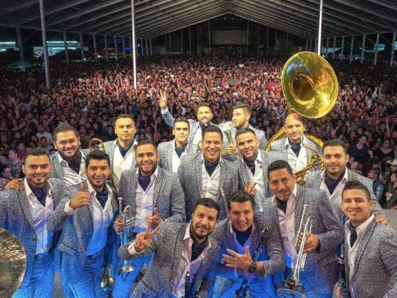 La banda El Recodo comparte consejos a inmigrantes para escapar de las redadas en EU y seguir disfrutando de la vida 123