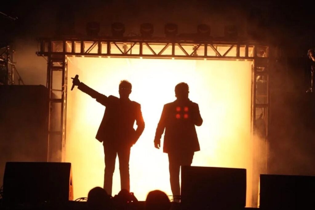 Emmanuel y Mijares brillan en Expo Fiesta Michoacán 2017 con un concierto ante más de 30 mil personas. Música, éxitos y emoción en Morelia 2