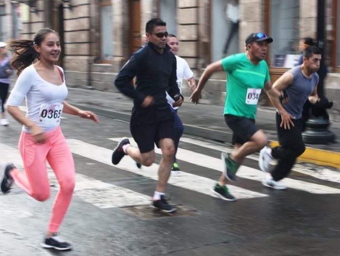 carrera atletica Este domingo, la 1ª Carrera Atlética, Corriendo por la Capacitación