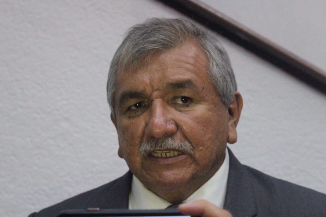 Gordiano Zepeda será el encargado de despacho de la presidencia en Buenavista