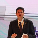 Alfonso presumió en su informe obras inconclusas