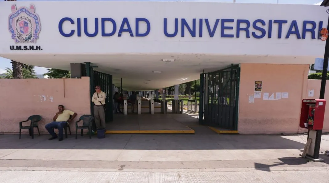 UMSNH mete reversa en calidad académica