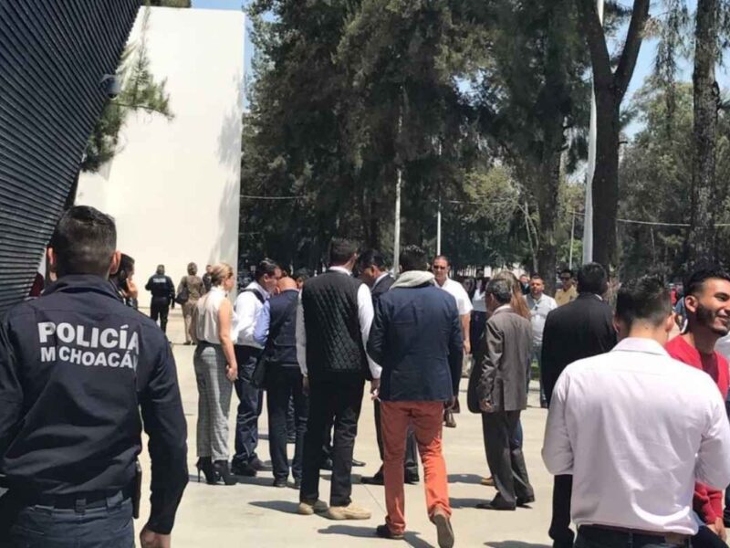 Un sismo de 6.8 grados Richter con epicentro en Puebla sacudió Michoacán, causando evacuaciones en Morelia y sorprendiendo a los habitantes; no hubo daños graves 1