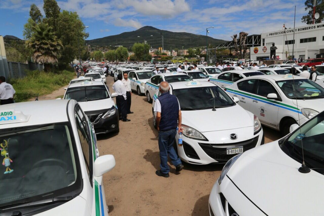 Realizarán taxista manifestación este lunes