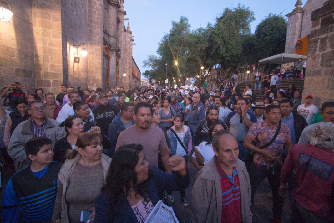 Repondrán descuentos a aguinaldos de maestros