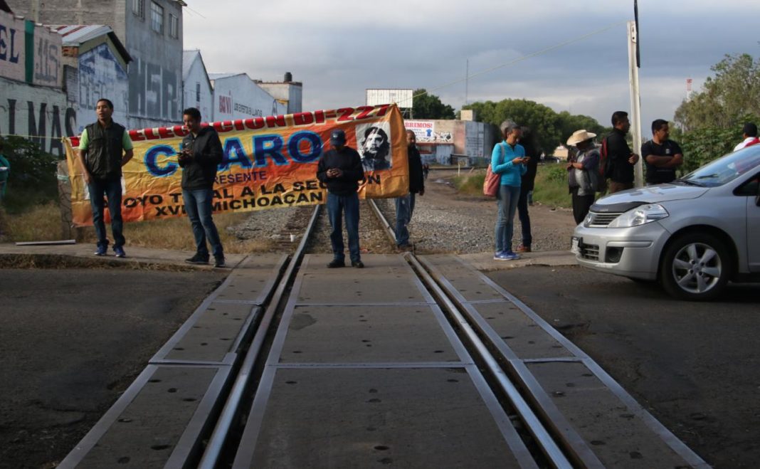 Citarán a dirigentes de la CNTE ante la FGR