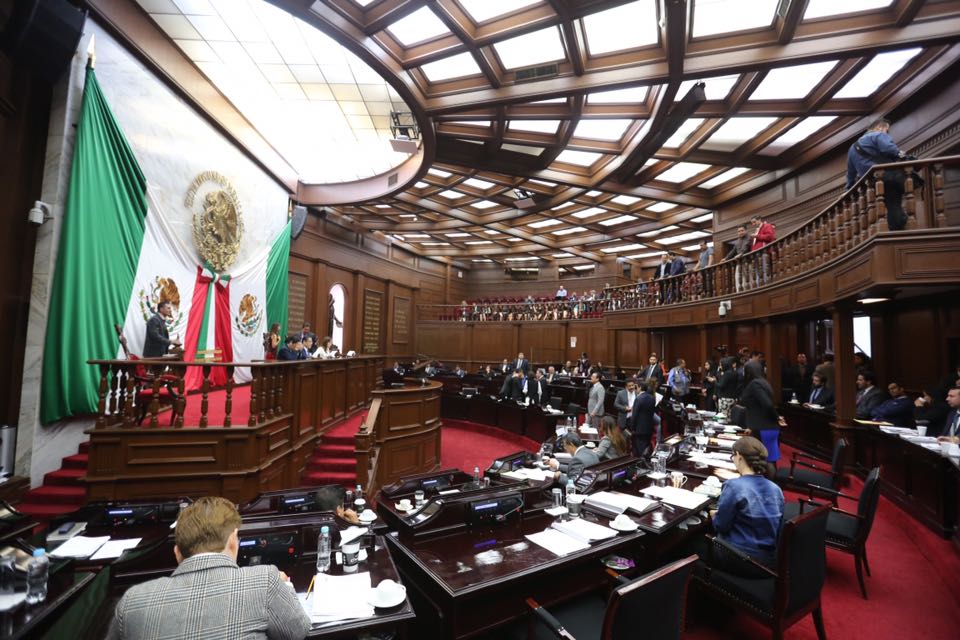 Diputados del frente salvan a audios de juicio político