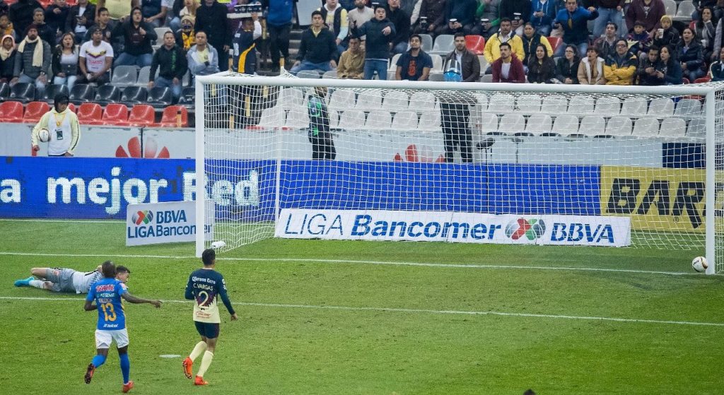 Tigres pega primero