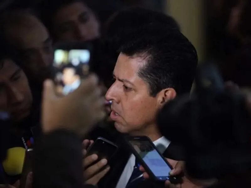 Diputados del PRD y PRI en el Congreso de Michoacán, piden respeto a la resolución judicial que liberó al exalcalde de Lázaro Cárdenas, Arquímides Oseguera, tras casi tres años en prisión