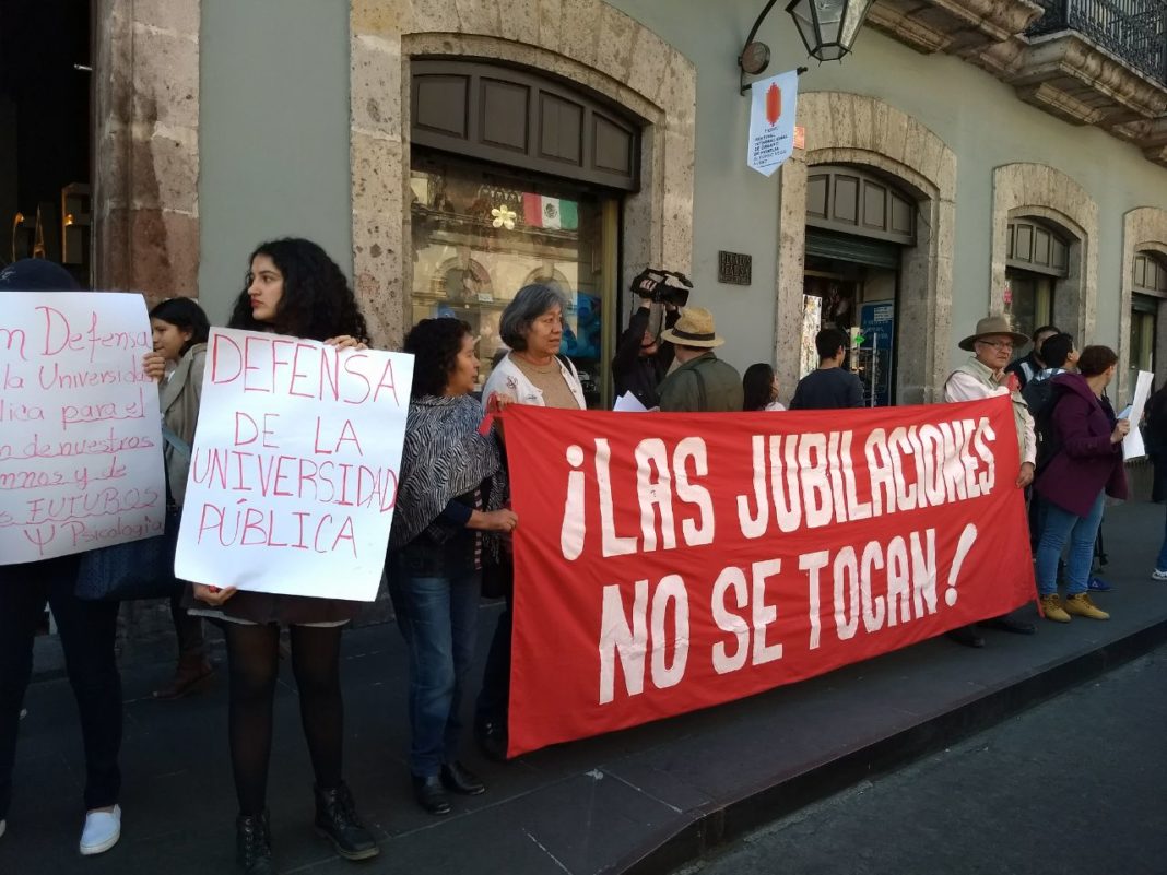 Piden no cambiar jubilaciones en UMSNH