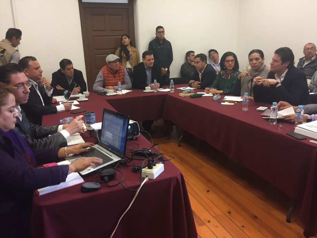 Diputados abordan con el edil sobre la planta tratadora