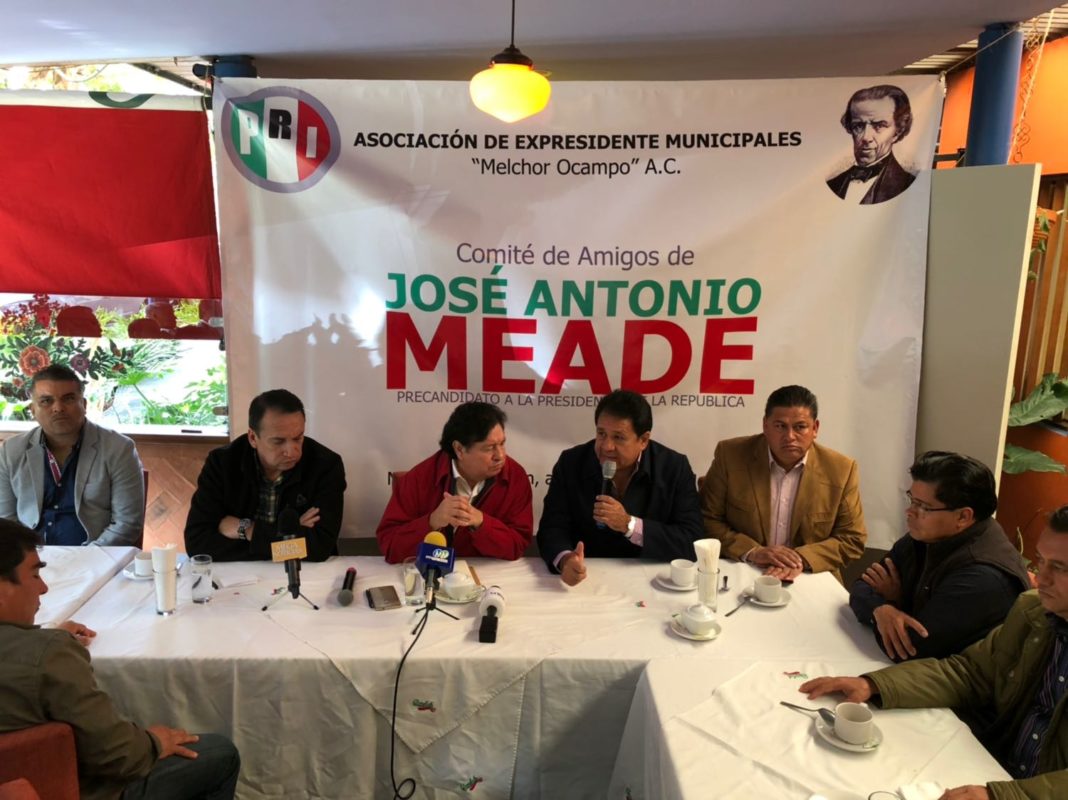 Ex ediles del PRI ratifican apoyo para José Antonio Meade