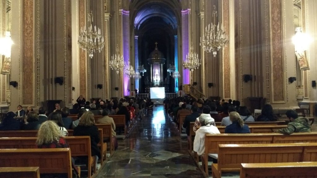 Mauricio Mancino en el órgano de catedral 