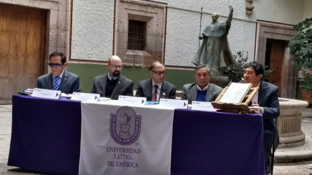 Presentan "La catedral perdida de don Vasco"