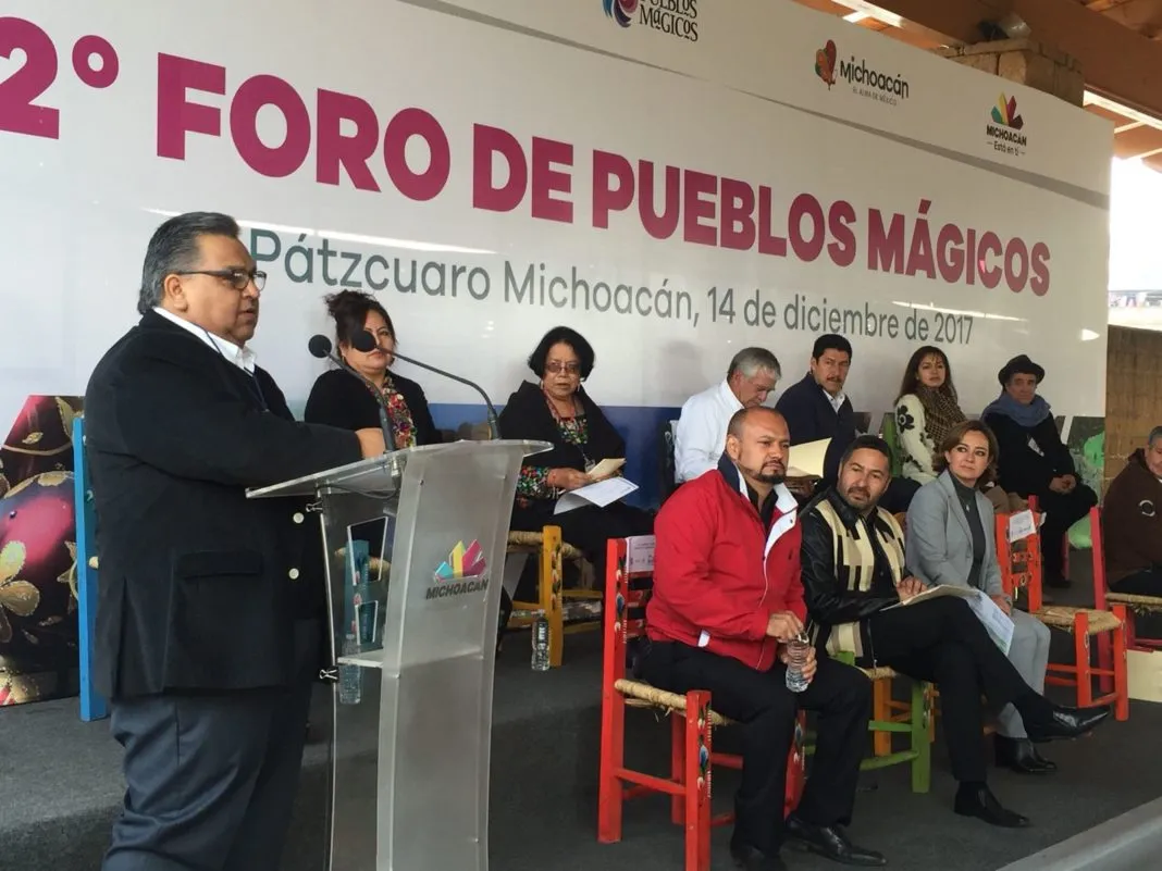Alberto Colorado Estrada reconoce a los Pueblos Mágicos de Michoacán