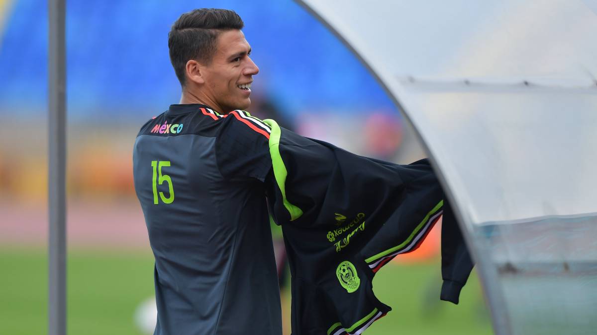 Héctor Moreno regresa a España