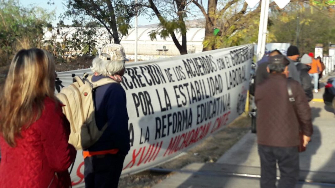 Docentes de la CNTE son detenidos