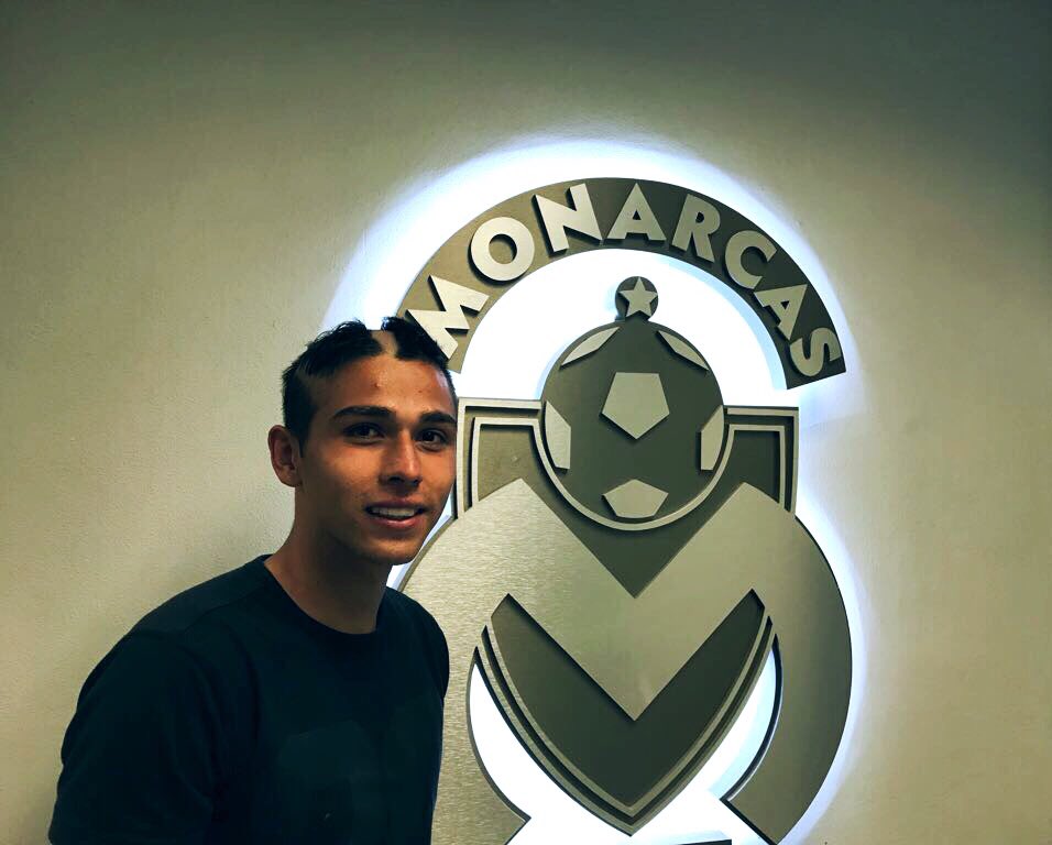 Salvador Reyes Chávez ya debutó con Monarcas