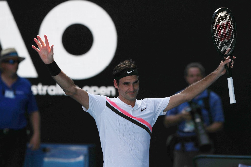 Federer avanza en Australia