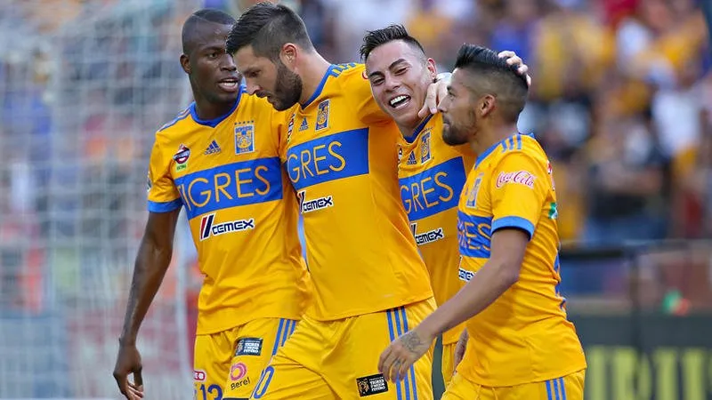 Tigres sufre en el ‘volcán’ para doblegar a Tuzos