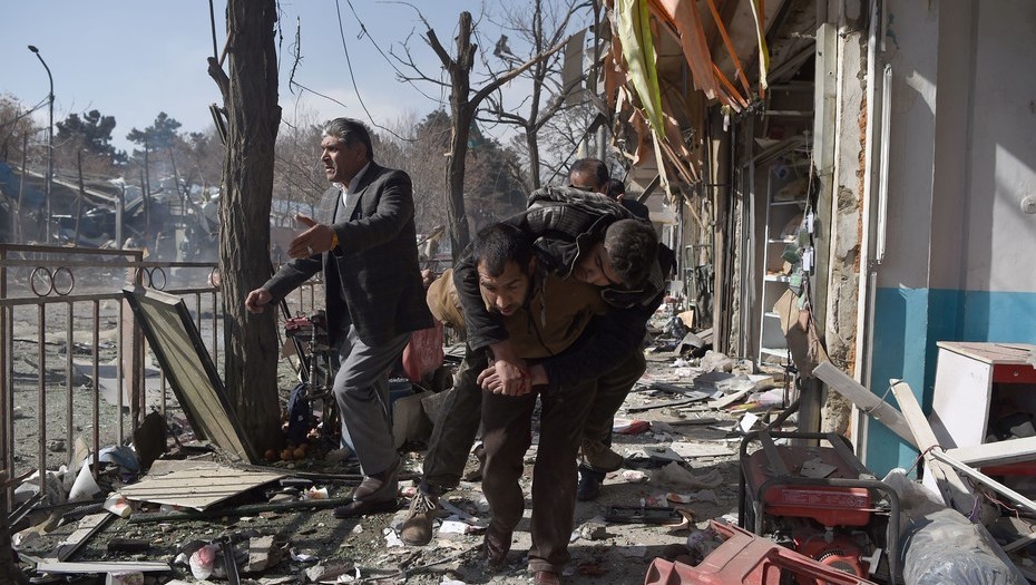 95 muertos y centenar de heridos en atentado en Kabul