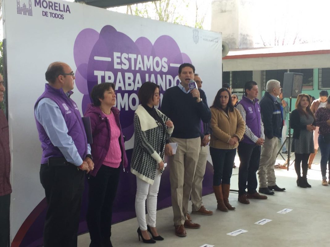 El edil se reune con integrantes de Antorcha Campesina