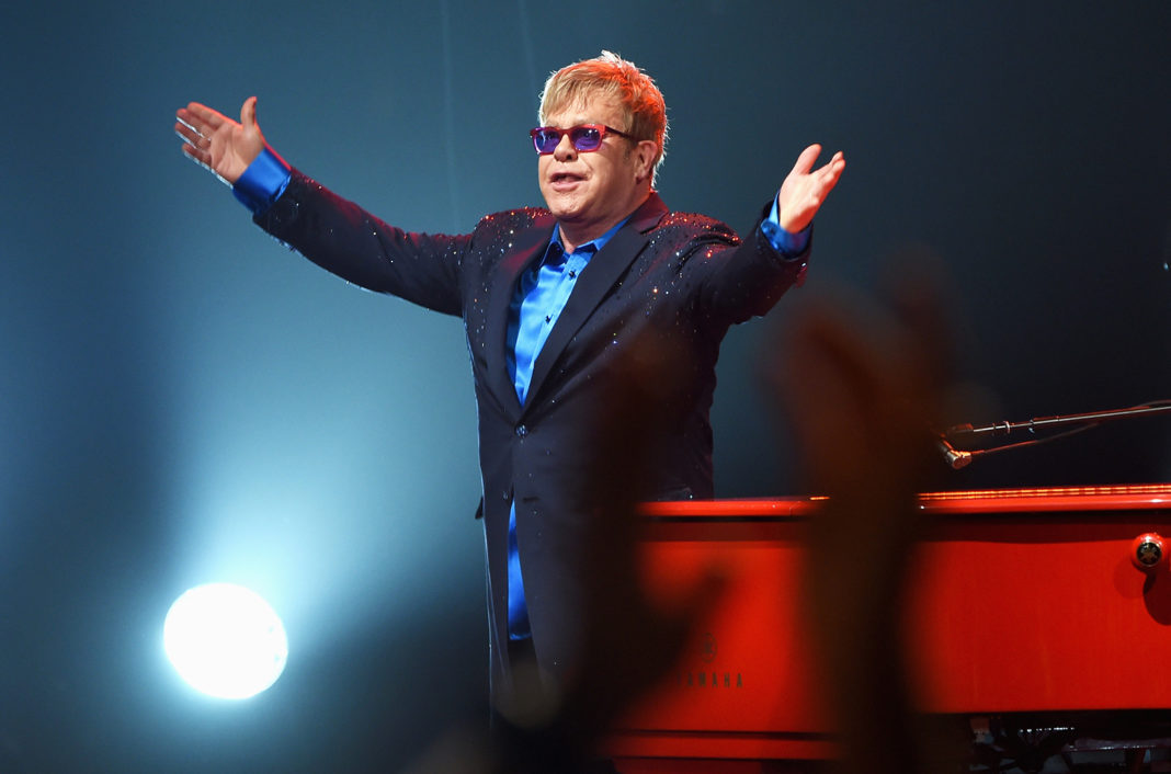 Elton John y Beyoncé harán canción para el "Rey León"