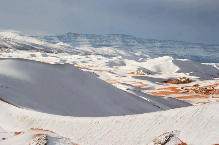 Vuelve a caer nieve en el Desierto del Sahara tras 40 años