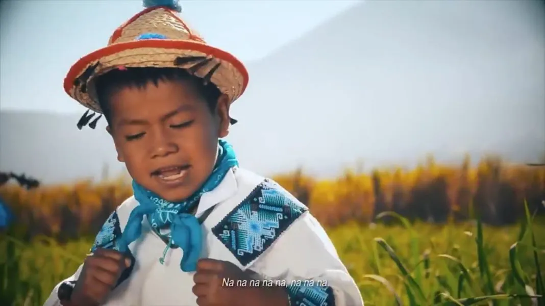 El niño Yuawi López prepará canción para el mundial