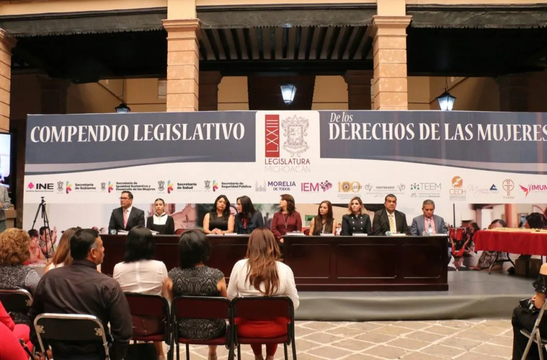 Presentan compendio legislativo de derechos de las mujeres